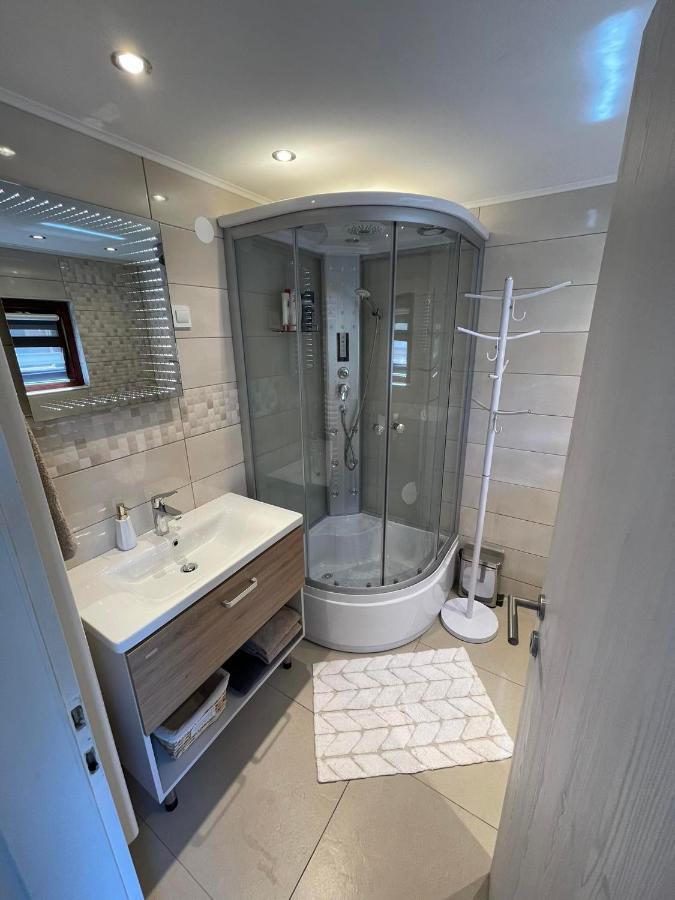 Apartma Devs Kranjska Gora Bagian luar foto