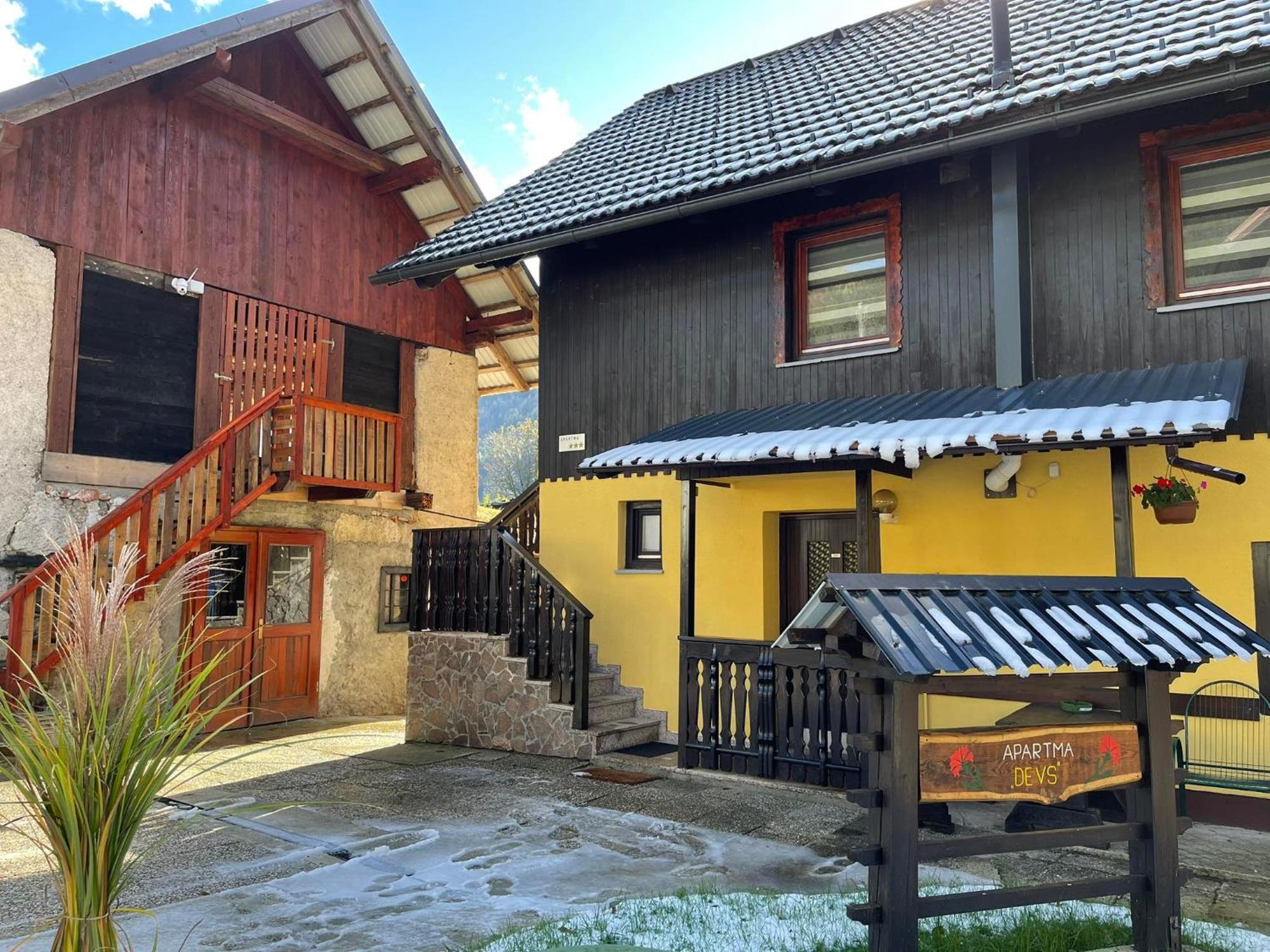 Apartma Devs Kranjska Gora Bagian luar foto